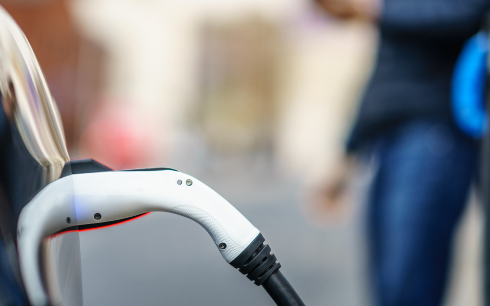 Revolution der Elektromobilität: Ein neuer Standard setzt sich durch