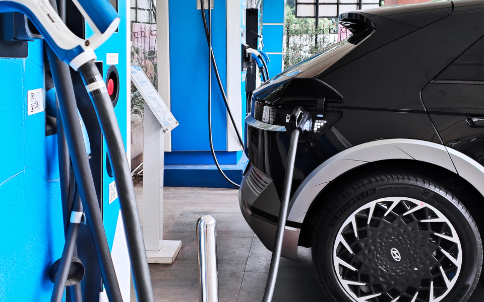 Elektroauto-Wende: Herstellerstrategien und Zukunftsperspektiven