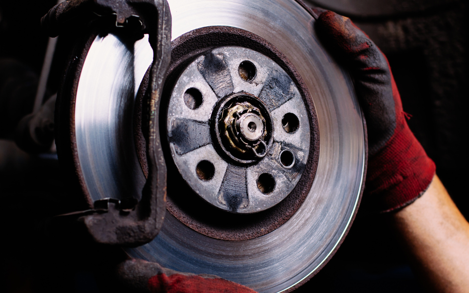 DEKRA Reparaturkosten für Elektroautos kaum höher