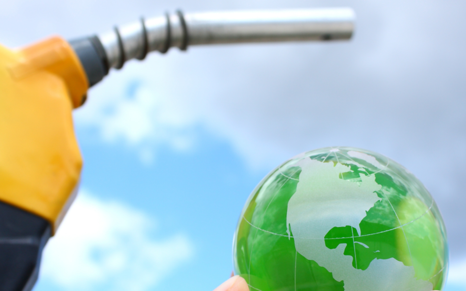 E-Fuels Preiserhöhung für synthetische Kraftstoffe geplant