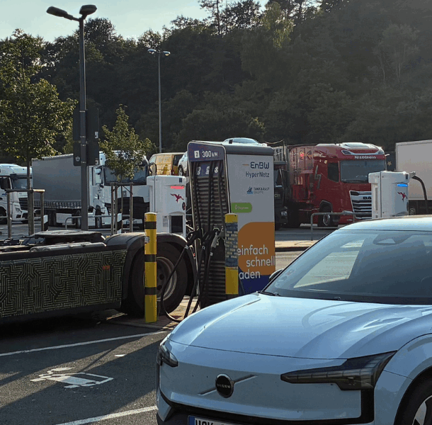 Durchleitungsmodell E-Auto: Stromvertrag mitnehmen