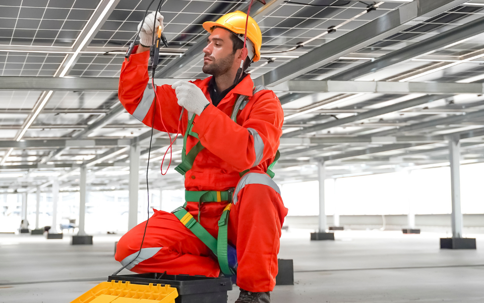 Photovoltaik-Direktinvestment 2026: Warum geprüfte Projekte die bessere Wahl sind